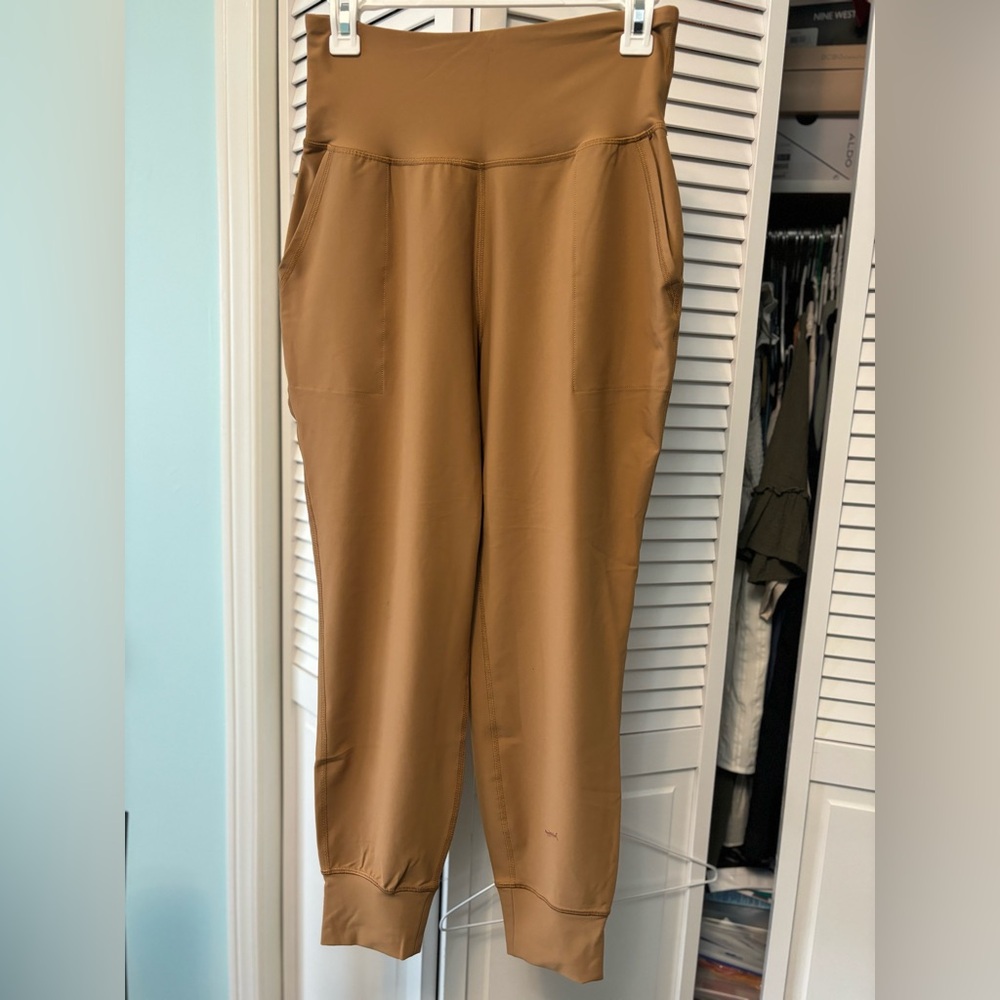 Women's Tan Pants
